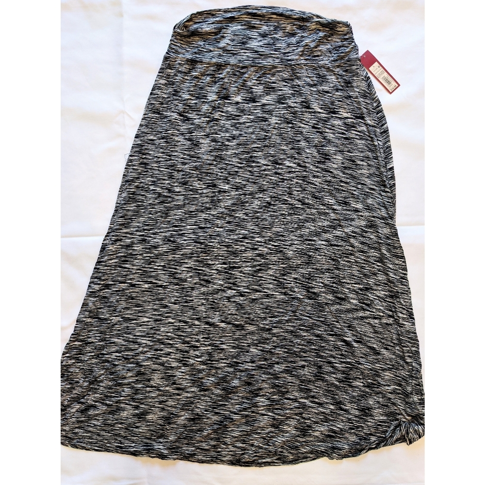 NWT Merona Maxi Skirt - Black and white